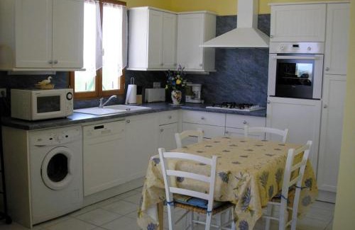 Saint-Meard-de-Drone Casa | Maison charmante avec terrasse, jardin clos et animaux acceptés - FR-1-616-90