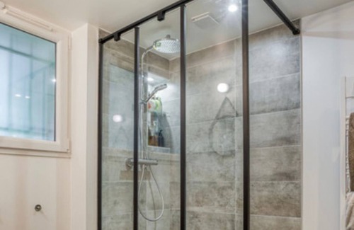 Sucy-en-Brie Casa | Maison Chaleureuse Avec Jacuzzi à Proximité de la Forêt