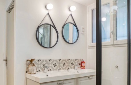 Sucy-en-Brie Casa | Maison Chaleureuse Avec Jacuzzi à Proximité de la Forêt