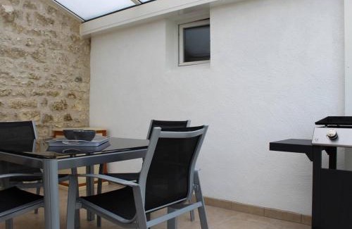Saint-Pierre-d'Oleron Casa | Maison Charme Ancien, Jardin, 2Km Centre St Pierre, 20min Plage - 5 Couchages - FR-1-246A-65