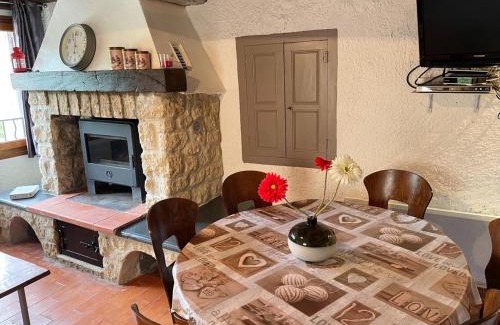 La Roche-sur-le-Buis Casa | Maison charmante à La Roche-sur-le-Buis avec piscine partagée