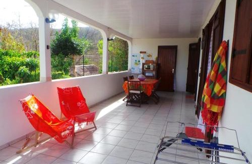 Bouillante Casa | Maison charmante à Bouillante + Jardin