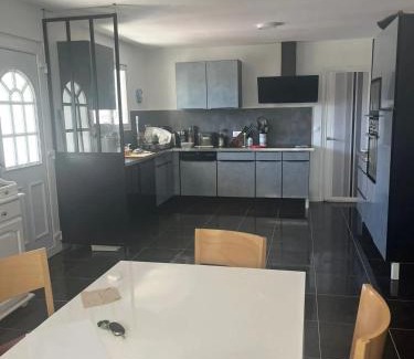 Marseillan Casa | Maison charmante à Marseillan avec grand jardin et terrasse