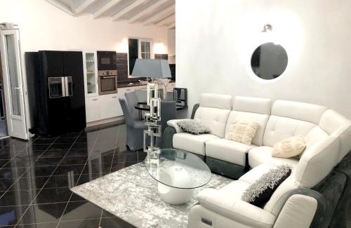 Sainte-Rose Casa | Maison charmante a Sainte Rose avec piscine et jardin