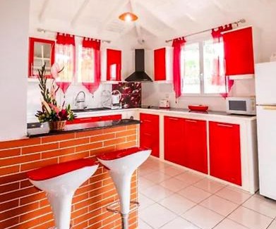 Le Moule Casa | Maison charmante Le Moule avec piscine partagée