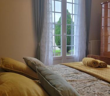 Guichen Casa | maison chic et chaleureuse