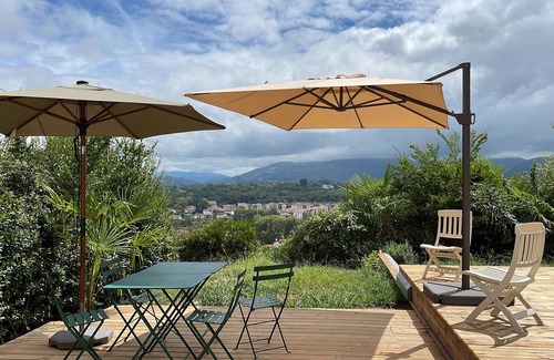 Ciboure Villa | Maison Ciboure 3' des Plages - Vue Montagne - 12 Pers