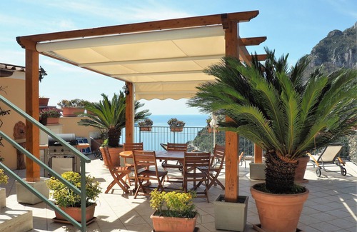 Positano City Centre Apartamento | Maison Ciccio - il Monticello with private Sauna