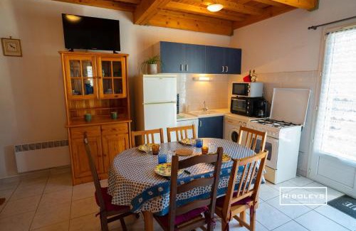 Vias Casa | Maison climatisée à 600m de la plage