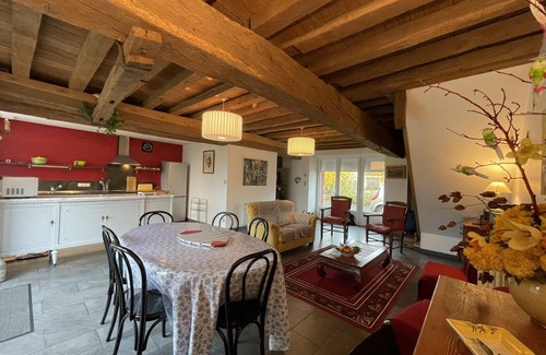 Monetay-sur-Loire Cabaña | Casa rural en plena naturaleza con terrazas, jardín y todas comodidades