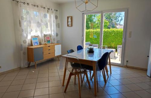 Tregomeur Casa | Maison confort Trégomeur avec jardin et parking