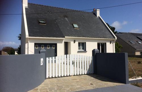 Groix Casa | Maison confortable 3 chambres, jardin, proche plages & bourg, WiFi, parking - FR-1-813-15