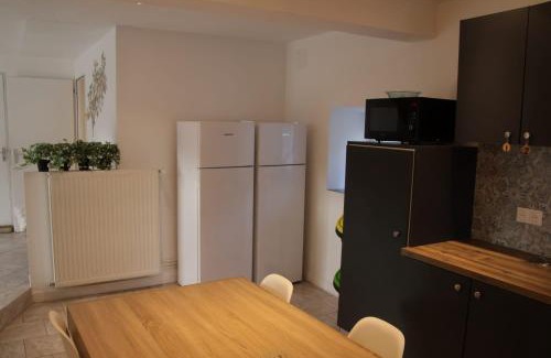 Saint-Sauvant Cama Y Desayuno | Maison confortable 4 personnes - 2 chambres - Espaces partagés