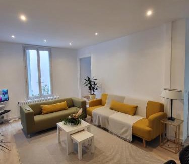 Vitry-sur-Seine Casa | Maison COSY 15 mn PARIS - Linges Hotel Confort