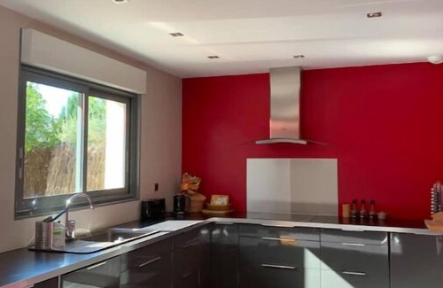 Villeperdue Casa | Maison Cosy Avec Piscine Chauffée et Privative