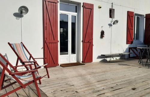 Behobie Casa | Maison Cosy avec Terrasse à 2 Pas de la Plage de Socoa - FR-1-239-716