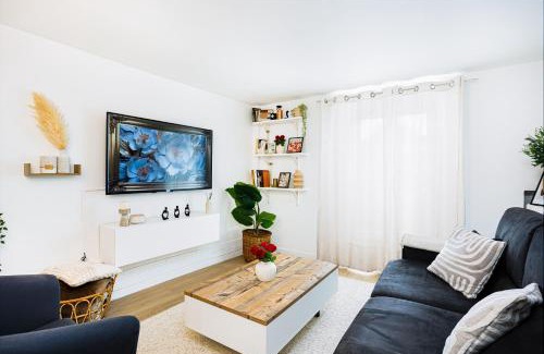 Livry-Gargan Casa | Maison Cosy Paisible avec Jardin