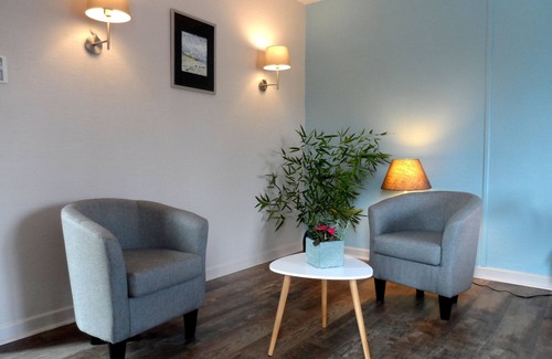 Montreux-Chateau Cama Y Desayuno | Maison Curiale