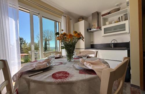 Saint-Medard-d'Excideuil Apartamento | Maison de charme avec vue sur Excideuil, au calme - FR-1-839-1
