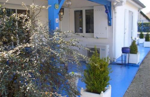 Saint-Denis-de-Pile Cama Y Desayuno | Maison d'hôtes Dyrslot