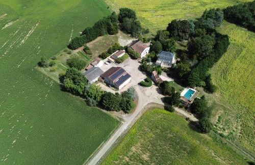 Moncaut Cama Y Desayuno | Maison d'hôtes à Laplume