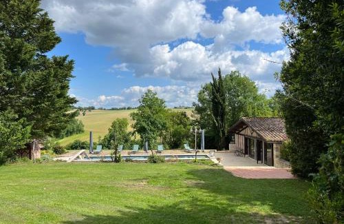Moncaut Cama Y Desayuno | Maison d'hôtes à Laplume