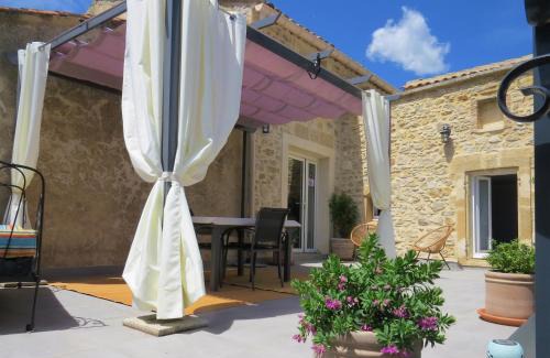 Laudun Cama Y Desayuno | Maison d'hôtes La Bignone