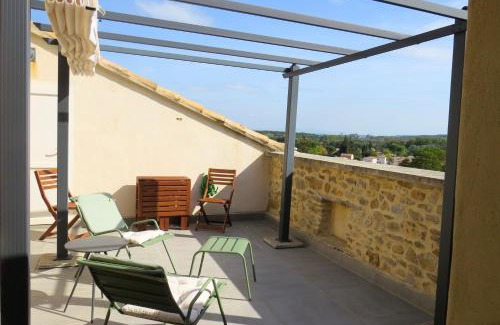 Laudun Cama Y Desayuno | Maison d'hôtes La Bignone