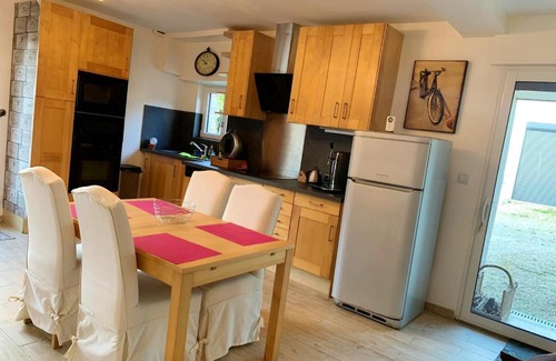 Touquin Casa | Maison d'une chambre avec piscine partagee jardin clos et wifi a Touquin
