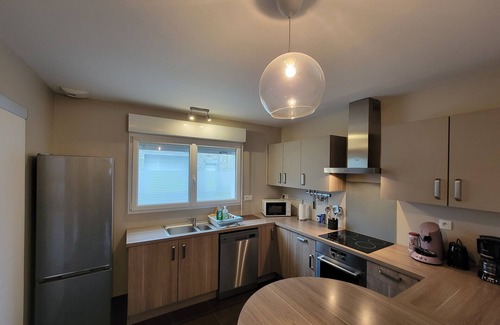 Tourlaville Casa | Maison Dans Centre Ville Proche de la Cité de la mer et de la Plage