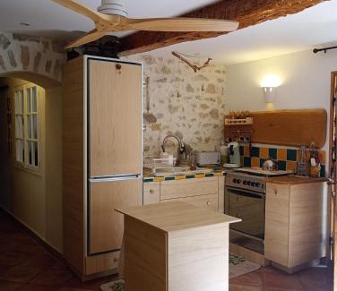 Le Luc Casa | Maison dans hameau provençal