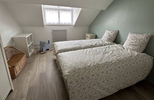 Semur-en-Auxois Casa | Maison de 100 m2 à 10mn à Pied du Centre-ville Médiéval