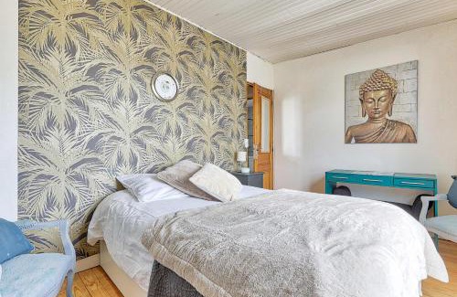 Villeneuve-la-Garenne Casa | Maison de 3 chambres et un salon sur les quais de Seine proche de Paris