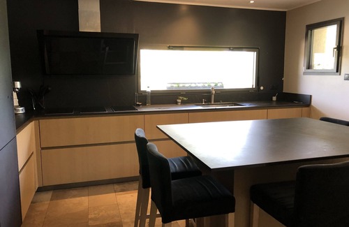Aix-en-Provence Casa | Maison de 360 m² Entièrement Rénovée Dans un Parc de 1,4 ha