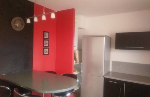 Saint-Androny Casa | Maison de 90m2 Avec Jardin et Terrasse en Plein Coeur du Vignoble Blayais