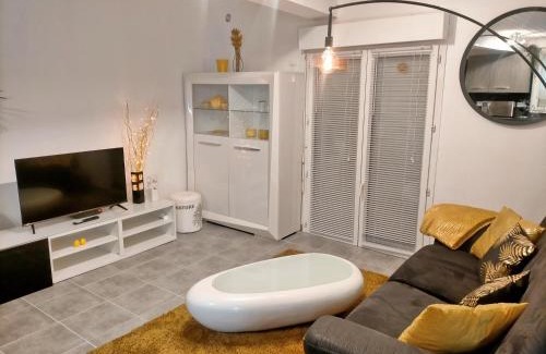 Gerzat Casa | Maison de bourg avec terrasse