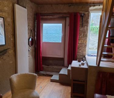 Saint-Maurice Casa | maison de bourg en pierre