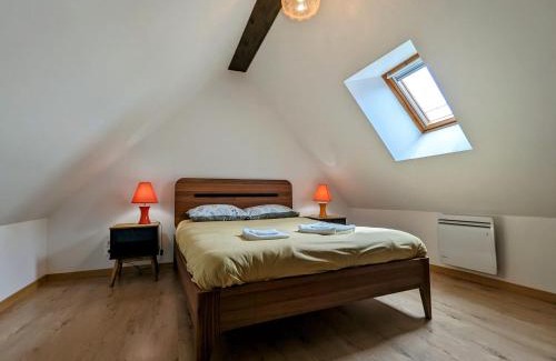 Levroux Casa | Maison de Bourg Rénovée avec Jardin et Salle de Jeux à Levroux - FR-1-591-204