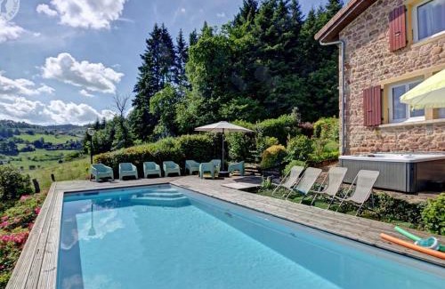 Belmont-de-la-Loire Casa | Maison de campagne avec piscine, spa et jeux extérieurs dans le Haut Beaujolais - FR-1-496-247