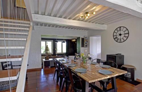 Belmont-de-la-Loire Casa | Maison de campagne avec piscine, spa et jeux extérieurs dans le Haut Beaujolais - FR-1-496-247