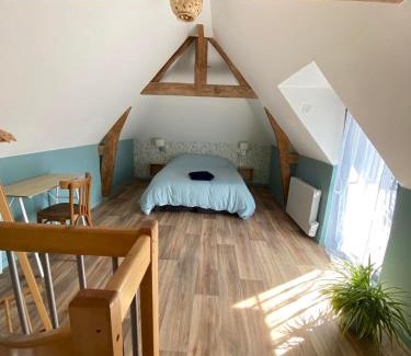 Chevincourt Casa | Maison de campagne avec grand parking privé -calme et sérénité