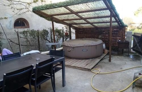 Capestang Casa | maison de campagne avec jaccuzi à bulles
