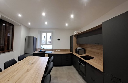 La Beaume Casa | Maison de Campagne Entièrement Rénovée