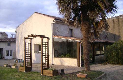 Champagnolles Casa | maison de campagne