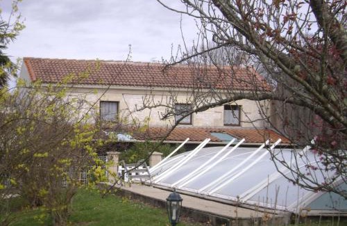 Champagnolles Casa | maison de campagne