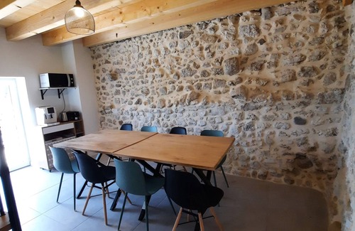 Anglefort Casa | Maison de Campagne Proche Viarhôna Avec Jacuzzi