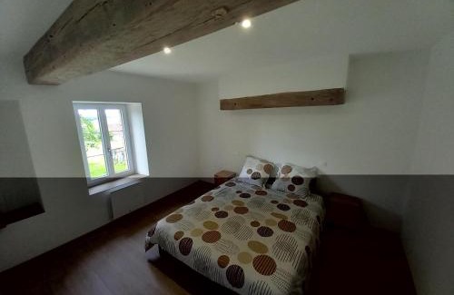 Melleray Casa | Maison de campagne rénovée avec terrasse, 3 chambres et équipement moderne, au cœur des collines du Perche - FR-1-410-447