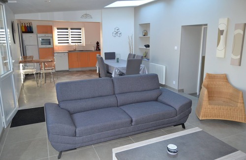 Plourhan Casa | Maison de Campagne Renovée 5kms de la mer et Sentiers de Randonnée