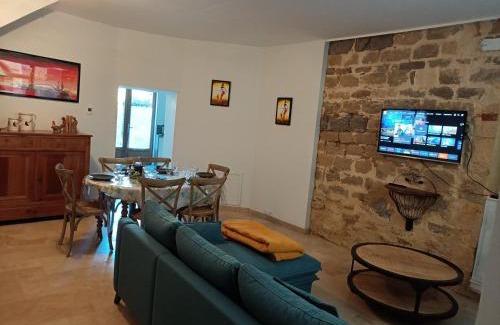 Gourdon Casa | Maison de caractère au cœur de la cité médiévale de Gourdon