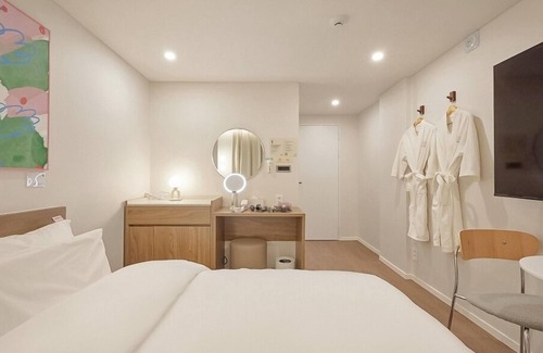 Suyeong-Gu Hotel | Maison de Centum Busan